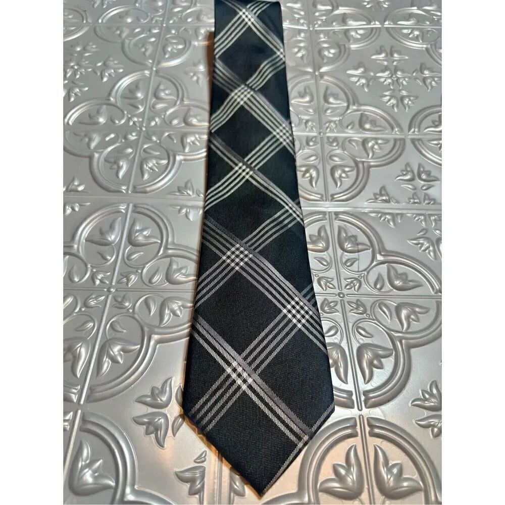 Michael Kors black/ gray/ white silk tie